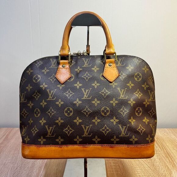 Louis Vuitton Monogram Alma Bag - Picture 2 of 16
